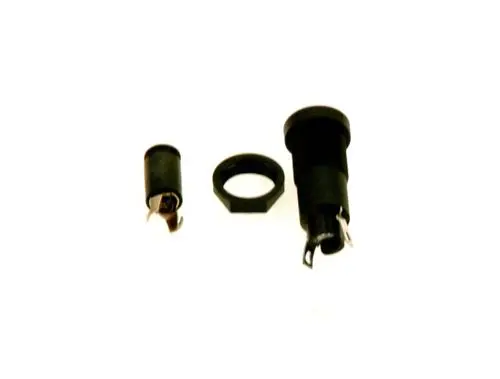 Schwarze Halterung für Sicherungen, bestehend aus einem länglichen Teil mit Kontakten, einer weiteren kleinen Komponente und einer rondellartigen Unterlegscheibe. Bosch-Produkt.